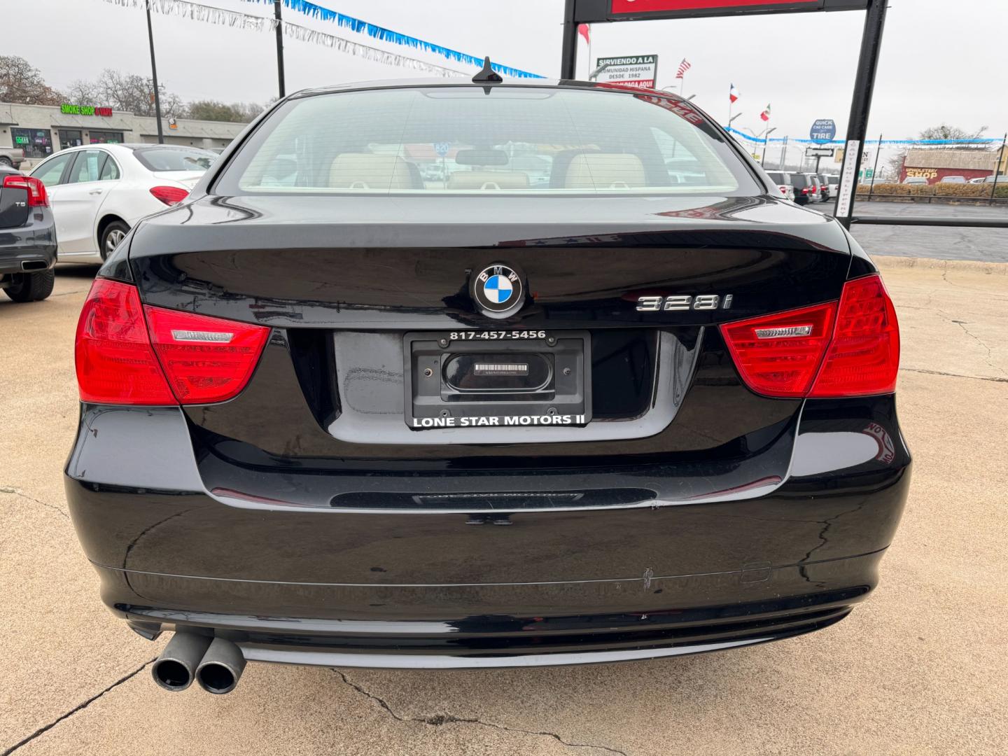 2011 BLACK BMW 3 SERIES 328I (WBAPH7G59BN) , located at 5900 E. Lancaster Ave., Fort Worth, TX, 76112, (817) 457-5456, 0.000000, 0.000000 - Photo#4